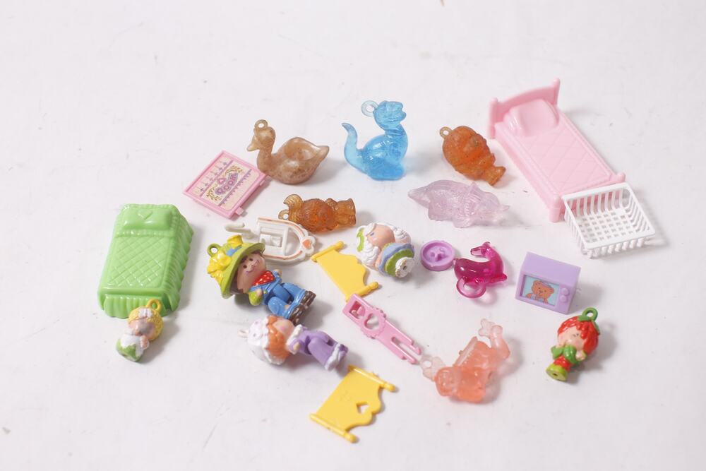 1980s Hasbro Charmkins Misc Toy Lot FLAWED Pieces Vintage ~ 260612-WH 1115